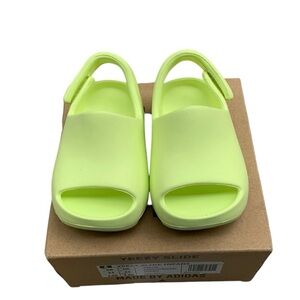 NEW Adidas Yeezy Slide Green Glow Size 5K 5C Toddler